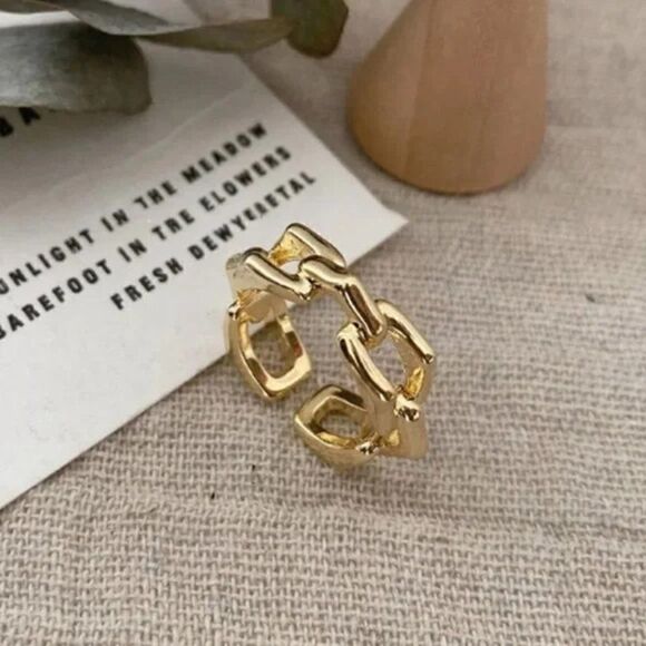 ⭐️#29A New Gold over 925 Sterling Silver Geometric Ring - Picture 3 of 6